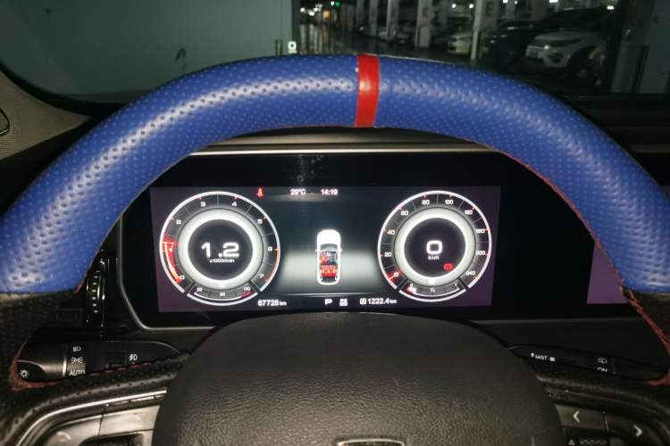 Used Hongqi HS5 2019 2.0T Smart Connect Flagship Edition Instrument Cluster