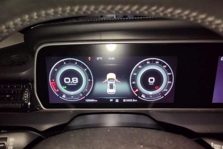 Used Hongqi HS5 2019 2.0T Smart Connect Flagship All-Wheel-Drive Version Instrument Cluster