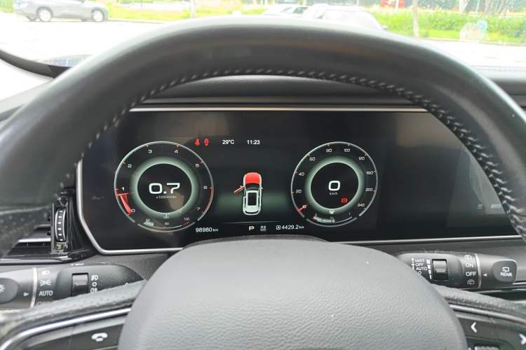 Used Hongqi HS5 2019 2.0T Smart Connect Flagship Edition Instrument Cluster