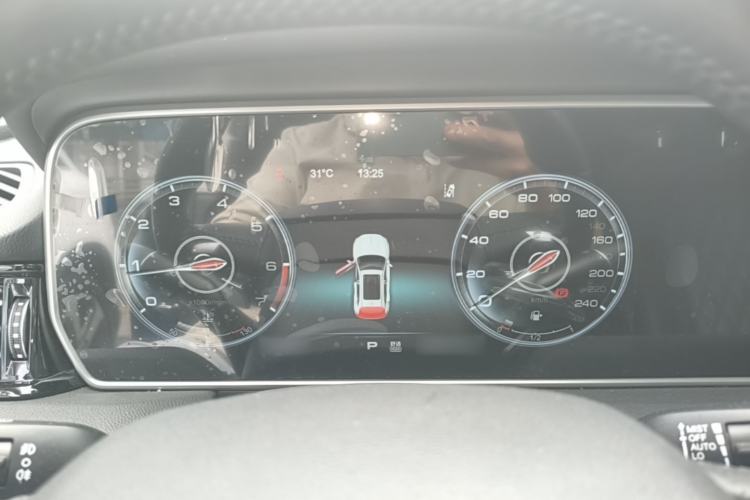 Used Hongqi HS5 2019 2.0T Smart Connect Flagship All-Wheel-Drive Version Instrument Cluster