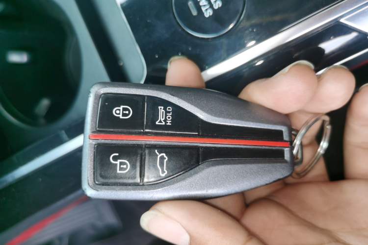 Used Hongqi HS5 2019 2.0T Smart Connect Flagship All-Wheel-Drive Version Interior 1