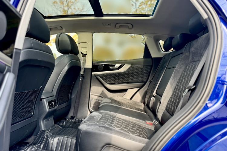 Used Hongqi HS5 2019 2.0T Smart Connect Flagship All-Wheel-Drive Version Interior 2
