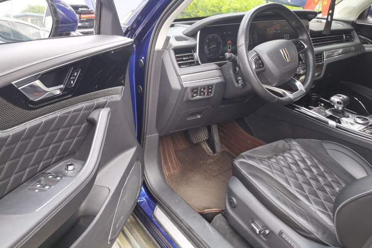 Used Hongqi HS5 2019 2.0T Smart Connect Flagship Edition Interior 3