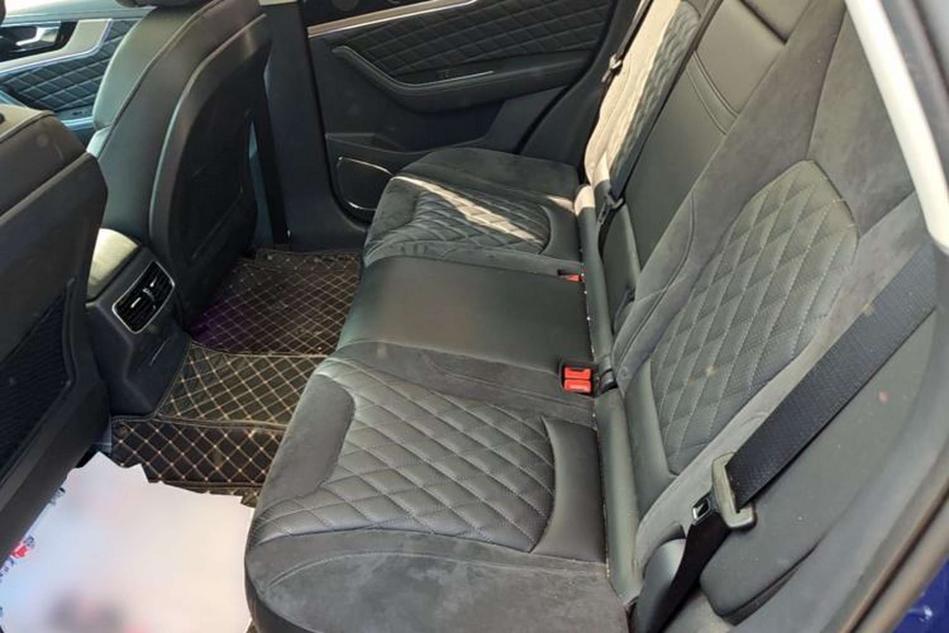 Used Hongqi HS5 2019 2.0T Smart Connect Flagship Edition Left Rear Seat