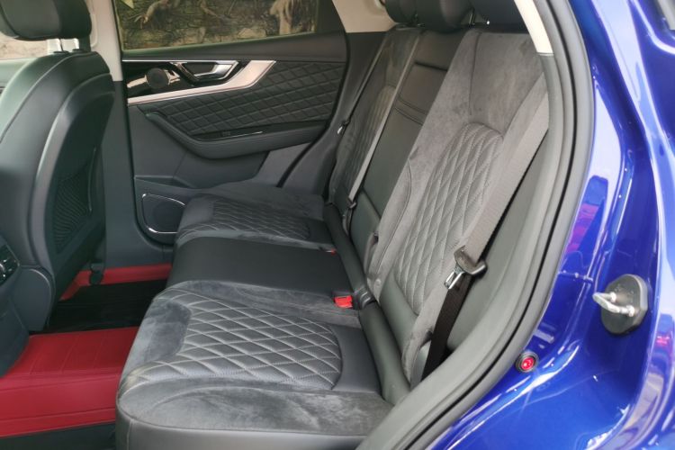 Used Hongqi HS5 2019 2.0T Smart Connect Flagship All-Wheel-Drive Version Left Rear Seat
