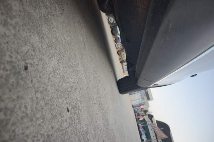 Used Hongqi HS5 2019 2.0T Smart Connect Flagship Edition Left Side Sill