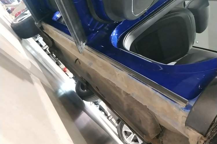 Used Hongqi HS5 2019 2.0T Smart Connect Flagship Edition Left Side Sill