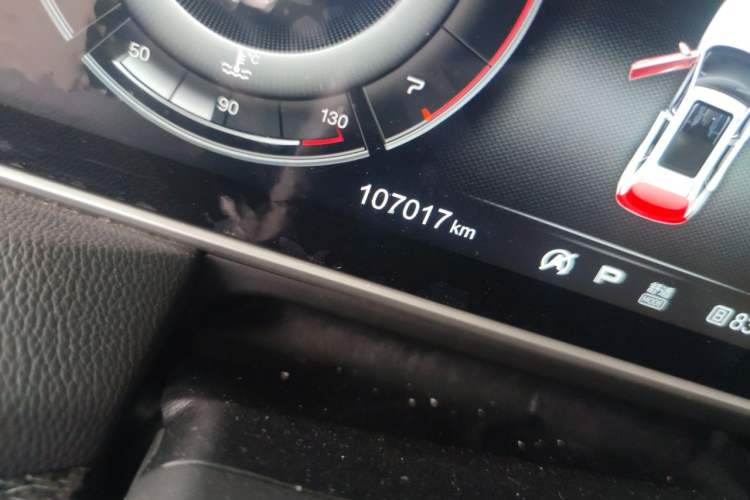 Used Hongqi HS5 2019 2.0T Smart Connect Flagship Edition Odometer Close Up