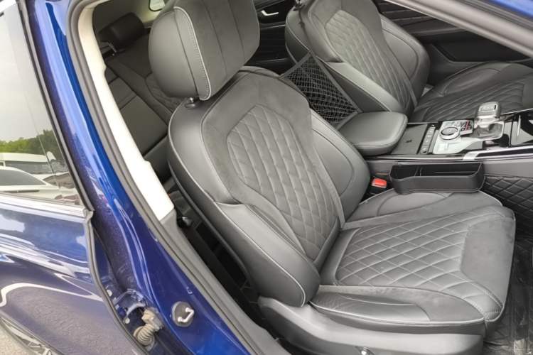 Used Hongqi HS5 2019 2.0T Smart Connect Flagship Edition Right Front Seat