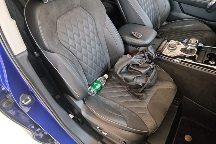 Used Hongqi HS5 2019 2.0T Smart Connect Flagship Edition Right Front Seat