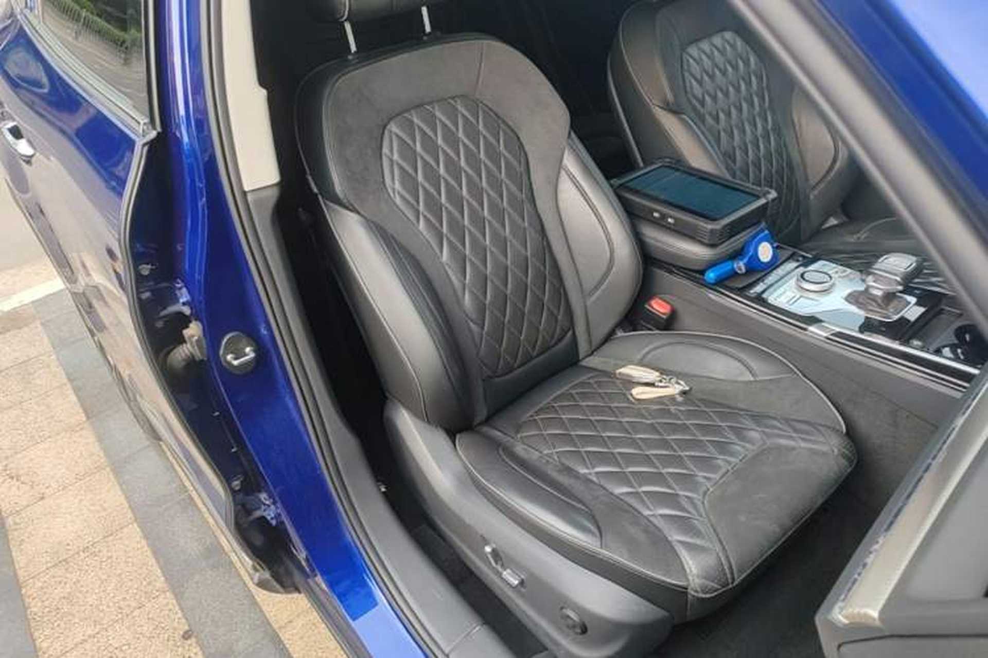 Used Hongqi HS5 2019 2.0T Smart Connect Flagship All-Wheel-Drive Version Right Front Seat