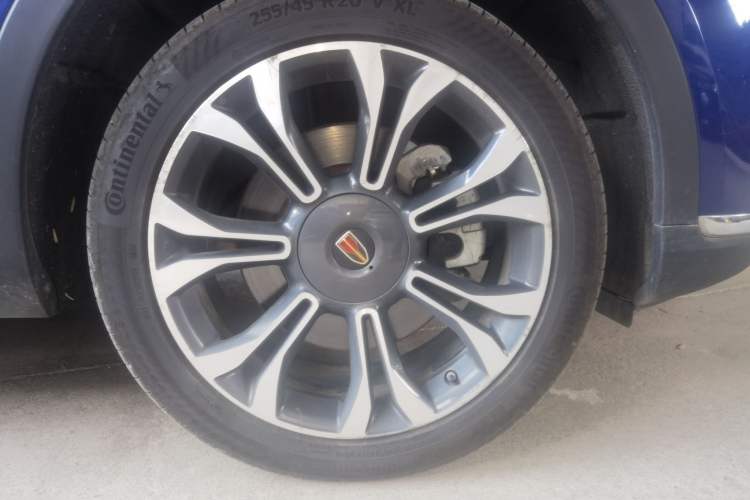 Used Hongqi HS5 2019 2.0T Smart Connect Flagship All-Wheel-Drive Version Right Front Wheel Hub
