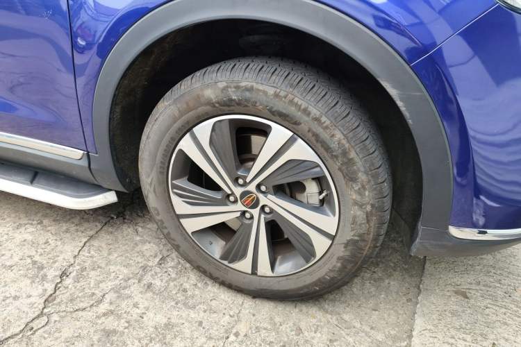 Used Hongqi HS5 2019 2.0T Smart Connect Flagship Edition Right Front Wheel Hub
