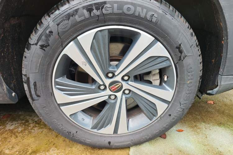 Used Hongqi HS5 2019 2.0T Smart Connect Flagship Edition Right Front Wheel Hub