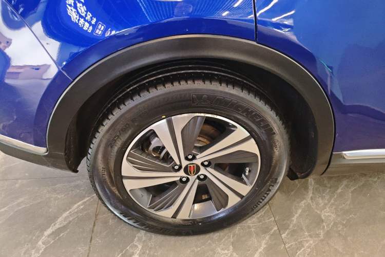Used Hongqi HS5 2019 2.0T Smart Connect Flagship Edition Right Rear Wheel Hub
