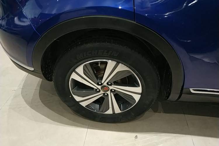 Used Hongqi HS5 2019 2.0T Smart Connect Flagship Edition Right Rear Wheel Hub