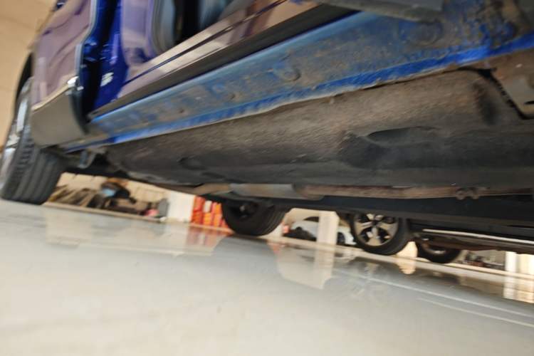 Used Hongqi HS5 2019 2.0T Smart Connect Flagship Edition Right Side Sill
