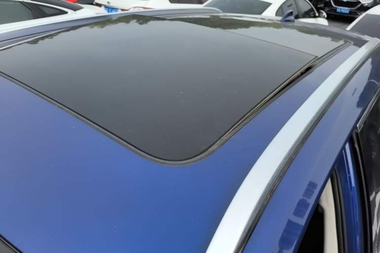 Used Hongqi HS5 2019 2.0T Smart Connect Flagship Edition Roof