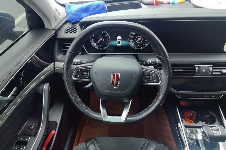 Used Hongqi HS5 2019 2.0T Smart Connect Flagship All-Wheel-Drive Version Steering Wheel