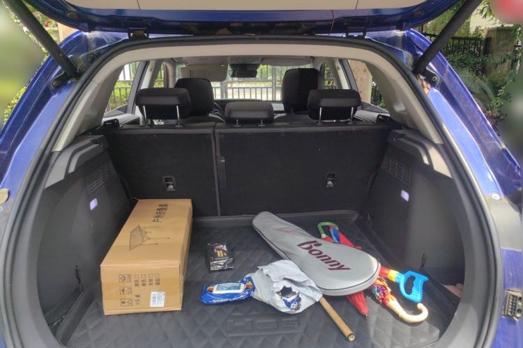 Used Hongqi HS5 2019 2.0T Smart Connect Flagship Edition Trunk