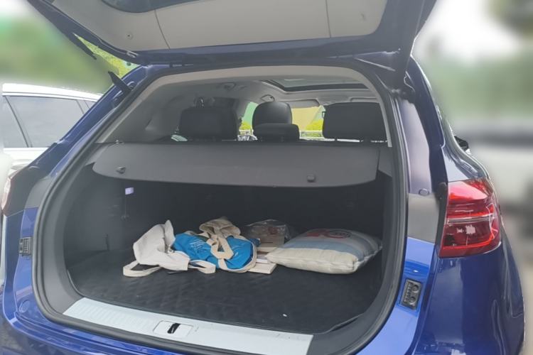 Used Hongqi HS5 2019 2.0T Smart Connect Flagship All-Wheel-Drive Version Trunk
