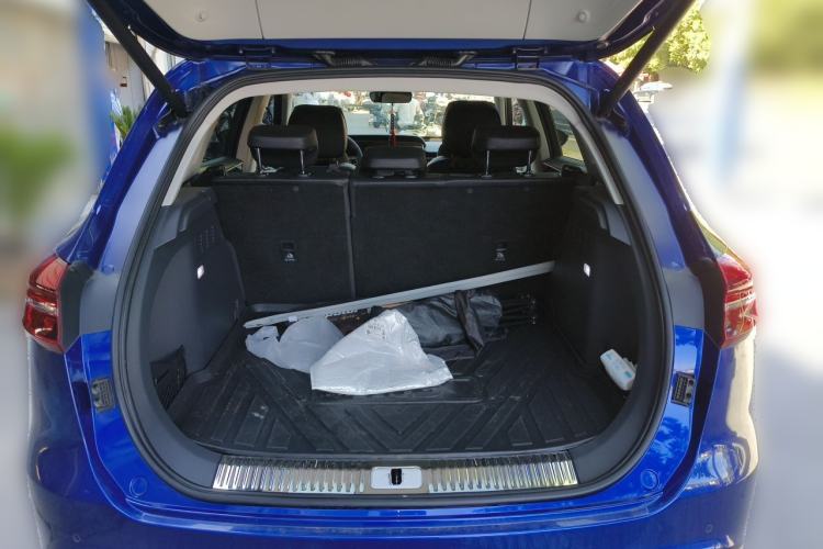 Used Hongqi HS5 2019 2.0T Smart Connect Flagship All-Wheel-Drive Version Trunk