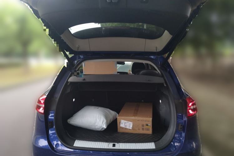Used Hongqi HS5 2019 2.0T Smart Connect Flagship Edition Trunk