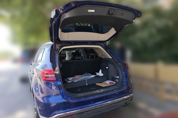Used Hongqi HS5 2019 2.0T Smart Connect Flagship All-Wheel-Drive Version Trunk