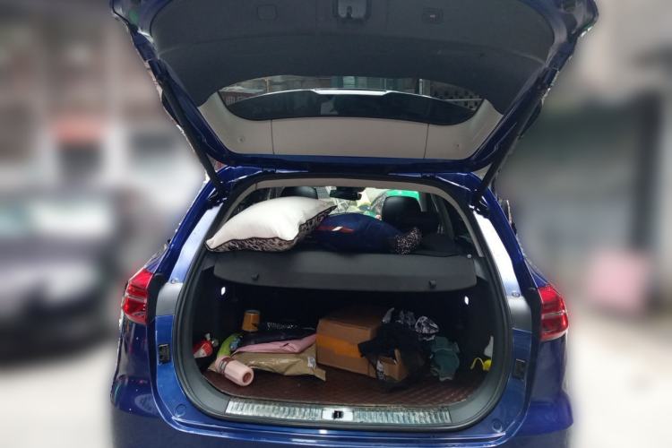 Used Hongqi HS5 2019 2.0T Smart Connect Flagship All-Wheel-Drive Version Trunk