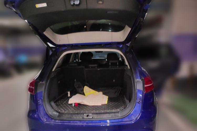 Used Hongqi HS5 2019 2.0T Smart Connect Flagship All-Wheel-Drive Version Trunk