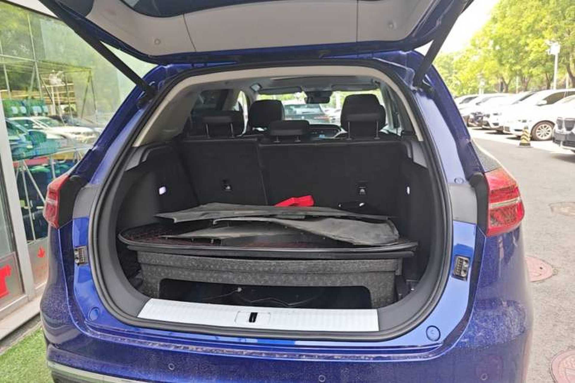 Used Hongqi HS5 2019 2.0T Smart Connect Flagship Edition Trunk