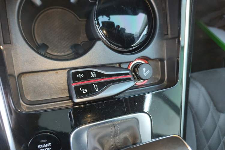 Used Hongqi HS5 2019 2.0T Smart Connect Flagship All-Wheel-Drive Version Vehicle Key