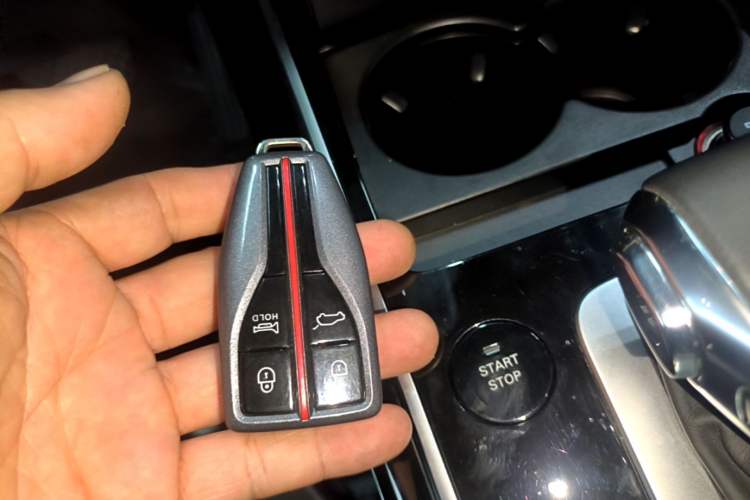 Used Hongqi HS5 2019 2.0T Smart Connect Flagship All-Wheel-Drive Version Vehicle Key