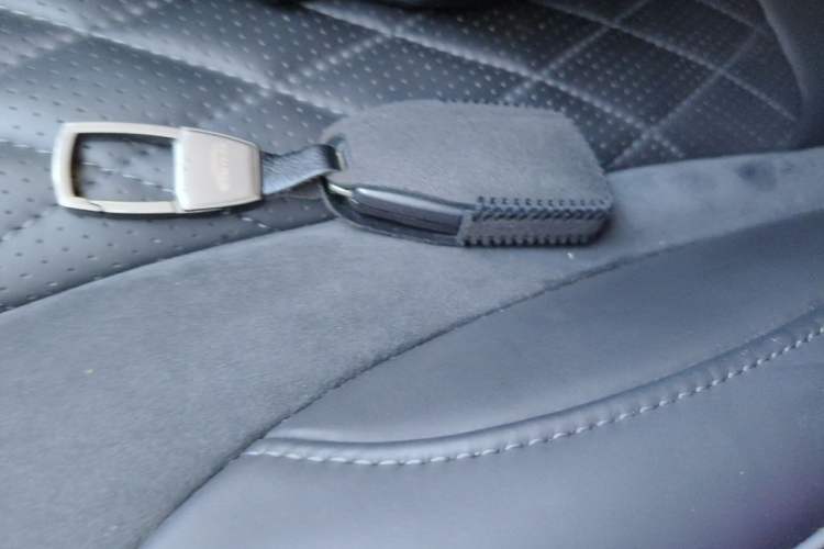 Used Hongqi HS5 2019 2.0T Smart Connect Flagship All-Wheel-Drive Version Vehicle Key