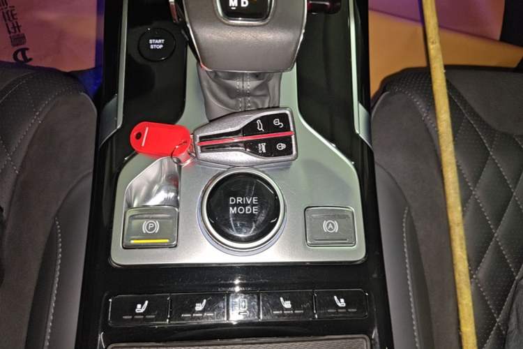 Used Hongqi HS5 2019 2.0T Smart Connect Flagship All-Wheel-Drive Version Vehicle Key