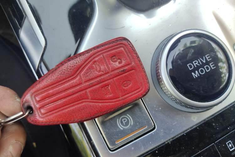 Used Hongqi HS5 2019 2.0T Smart Connect Flagship All-Wheel-Drive Version Vehicle Key