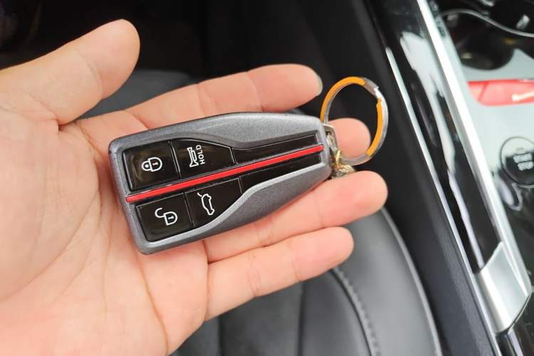 Used Hongqi HS5 2019 2.0T Smart Connect Flagship Edition Vehicle Key