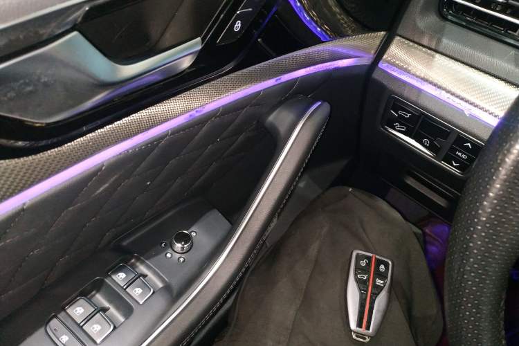 Used Hongqi HS5 2019 2.0T Smart Connect Flagship Edition Vehicle Key