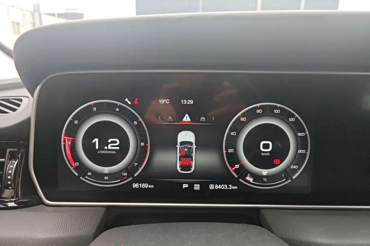 Used Hongqi HS5 2019 2.0T Smart Connect Flagship Edition Instrument Cluster