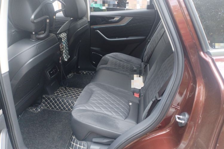 Used Hongqi HS5 2019 2.0T Smart Connect Flagship All-Wheel-Drive Version Interior 4
