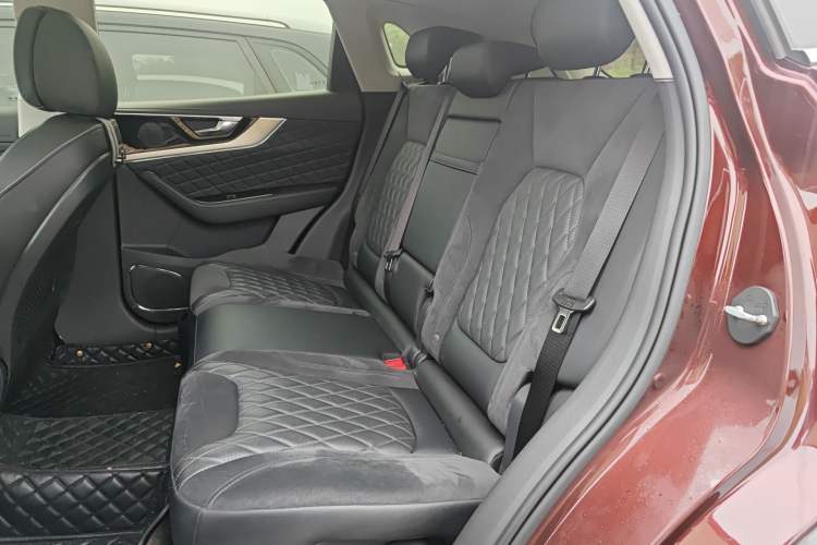 Used Hongqi HS5 2019 2.0T Smart Connect Flagship Edition Left Rear Seat