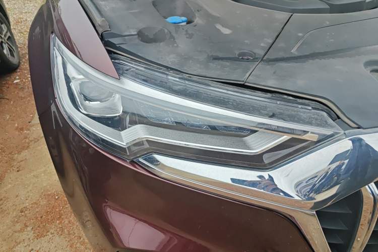 Used Hongqi HS5 2019 2.0T Smart Connect Flagship Edition Right Front Headlight
