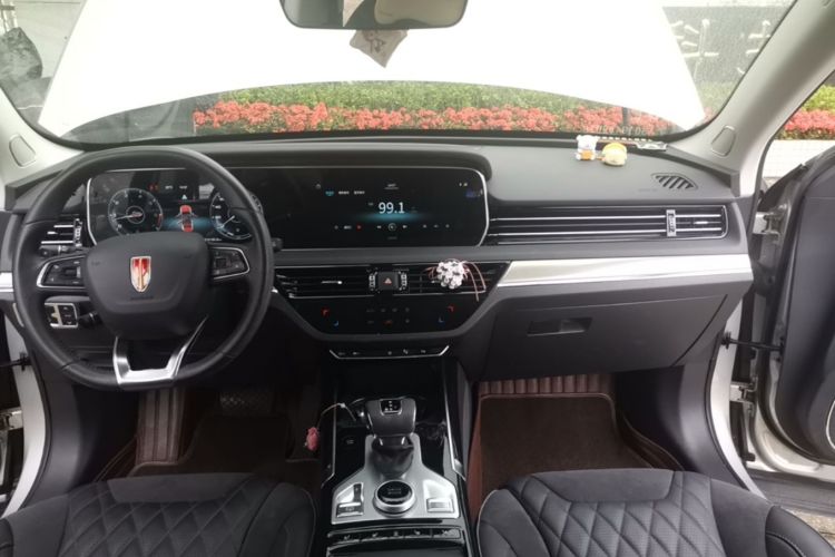 Used Hongqi HS5 2019 2.0T Smart Connect Flagship Edition Center Console