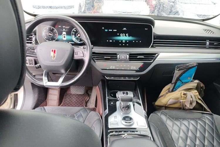 Used Hongqi HS5 2019 2.0T Smart Connect Flagship Edition Center Console