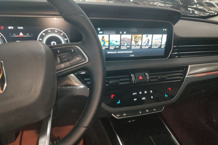 Used Hongqi HS5 2019 2.0T Smart Connect Flagship Edition Center Console