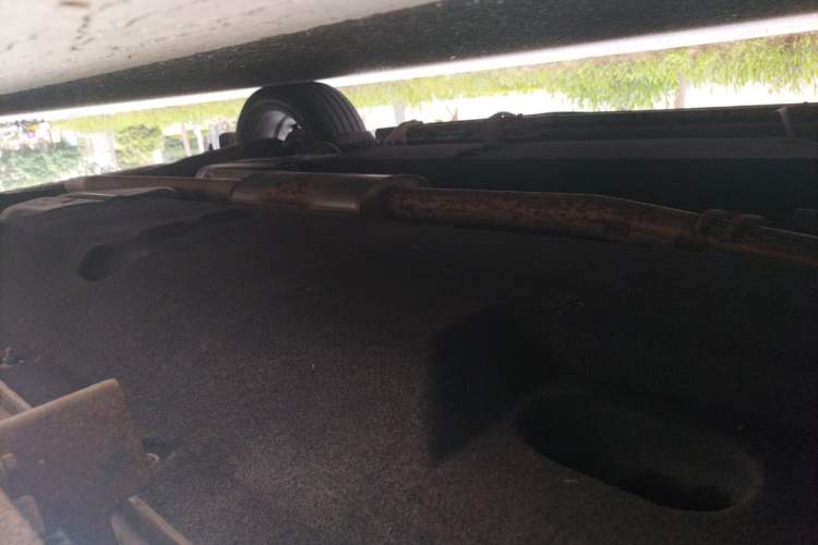 Used Hongqi HS5 2019 2.0T Smart Connect Flagship All-Wheel-Drive Version Chassis Front Left