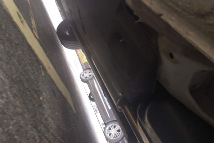 Used Hongqi HS5 2019 2.0T Smart Connect Flagship Edition Chassis Rear Left