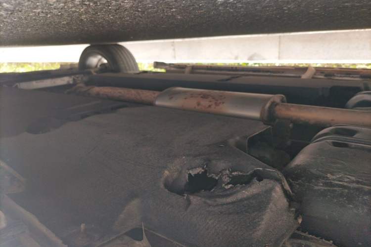 Used Hongqi HS5 2019 2.0T Smart Connect Flagship All-Wheel-Drive Version Chassis Rear Right