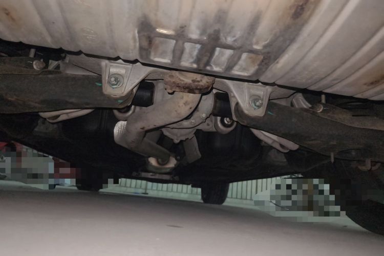Used Hongqi HS5 2019 2.0T Smart Connect Flagship All-Wheel-Drive Version Chassis Rear