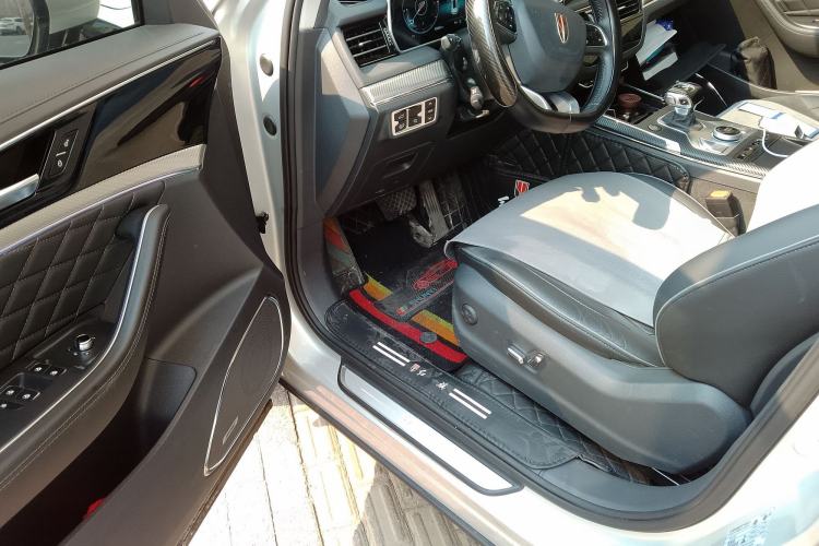 Used Hongqi HS5 2019 2.0T Smart Connect Flagship All-Wheel-Drive Version Driver Seat